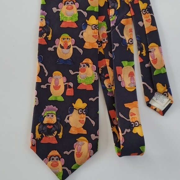 RM STYLE MR POTATO HEAD/MRS POTATO HEAD BLUE MEN'S SILK NOVELTY TIE 3.5 by 56" - Picture 2 of 8